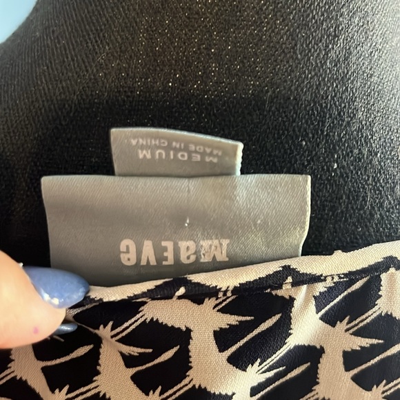 Maeve button front peplum bird print blouse - Picture 5 of 8